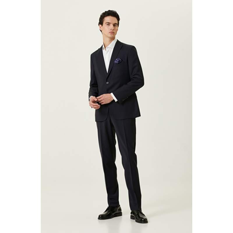 Navy Blue Pilapel Collar Classic Wool Suit