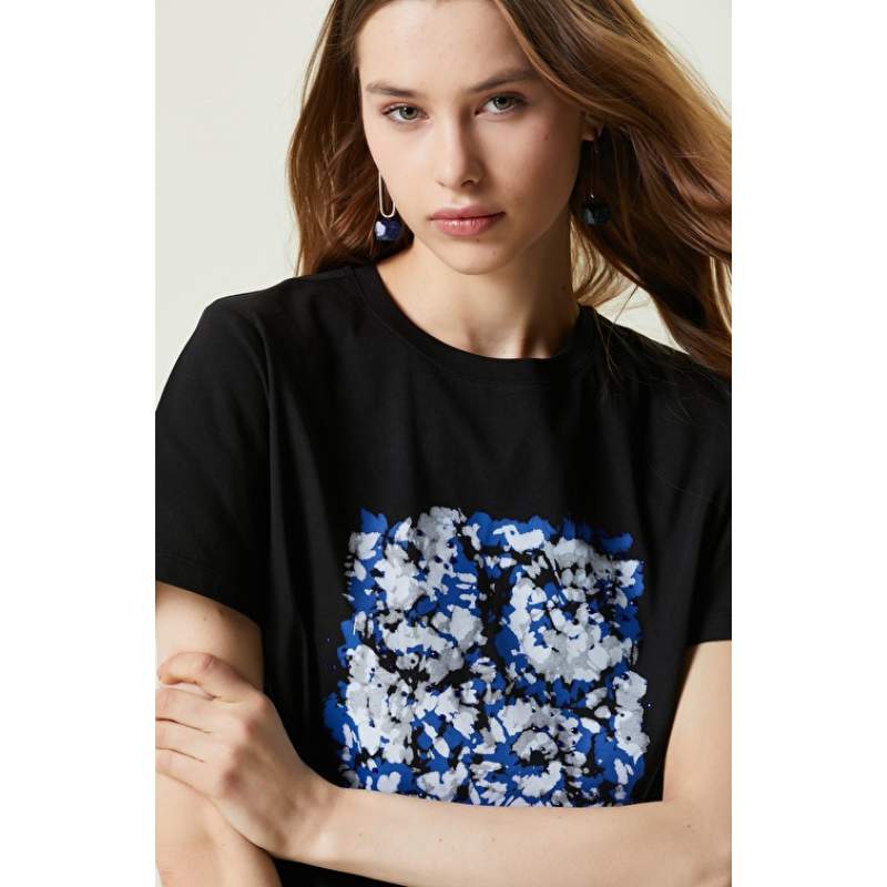 Black Printed Short Sleeve Crew Neck T-shirt Black Printed Short Sleeve Crew Neck T-shirt