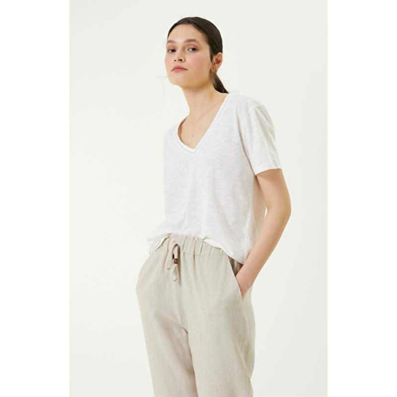 Ecru V Neck Short Sleeve Tshirt