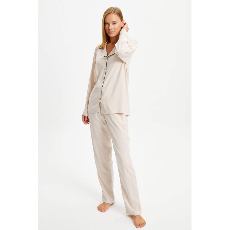 Anita Tie Pajama Set Buckled
