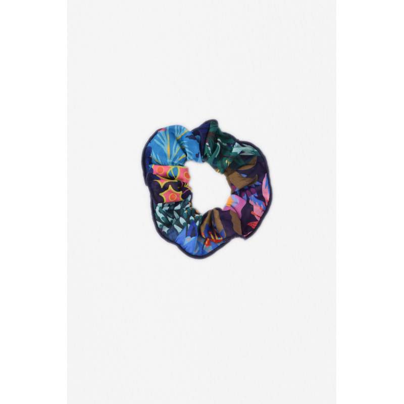 Pure Flower Patterned Short Buckle