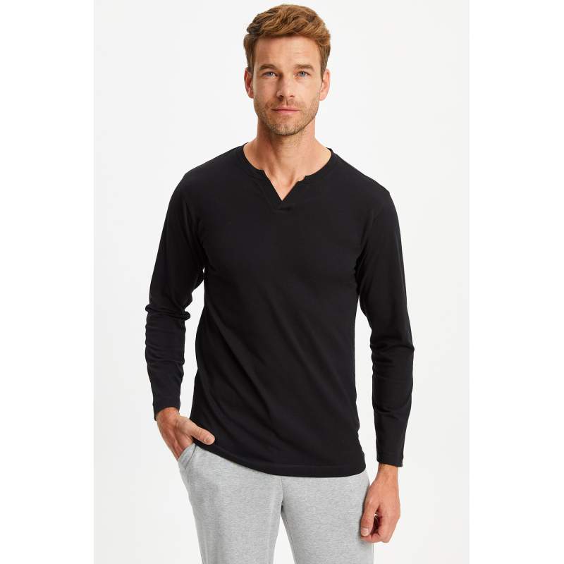 Newton V-Neck Detailed Basic Men's Top