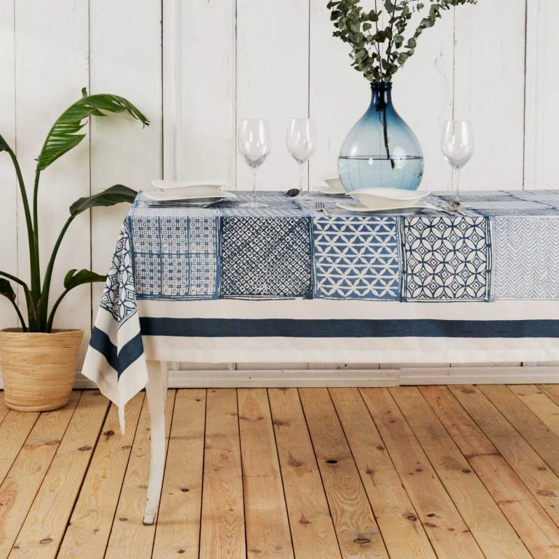 Karaca Home Castore Blue Printed Table Cloth 150x240 cm Karaca Home Castore Blue Printed Table Cloth 150x240 cm