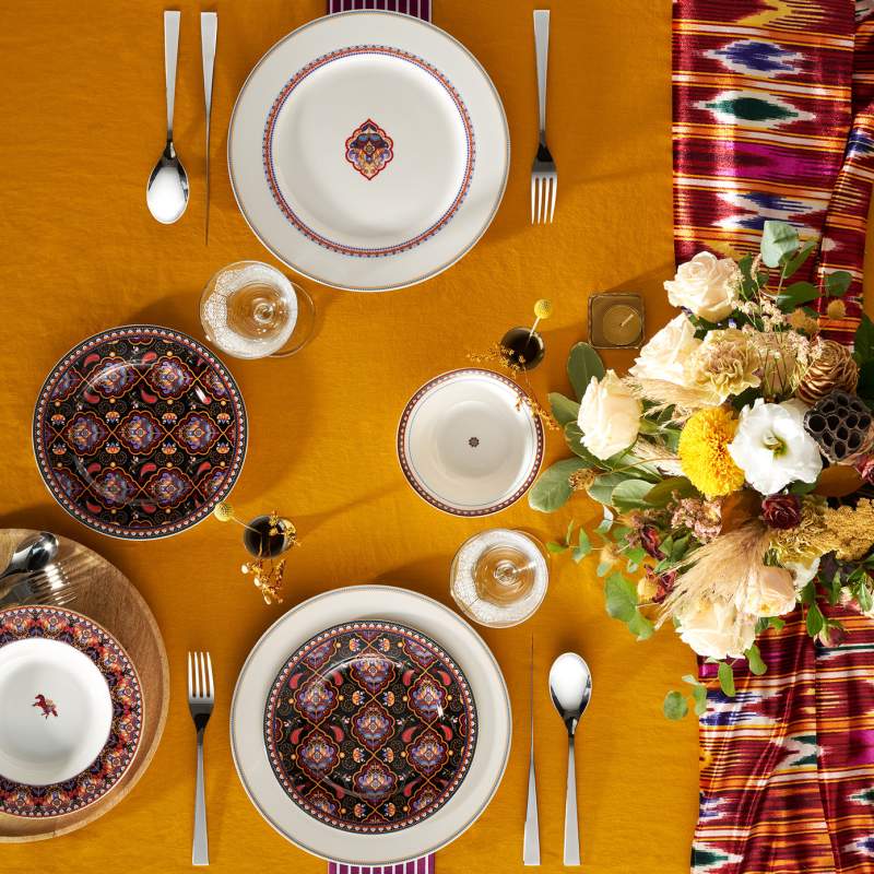 Karaca Agra Porcelain 24-Piece Dinnerware Set for 6 Persons