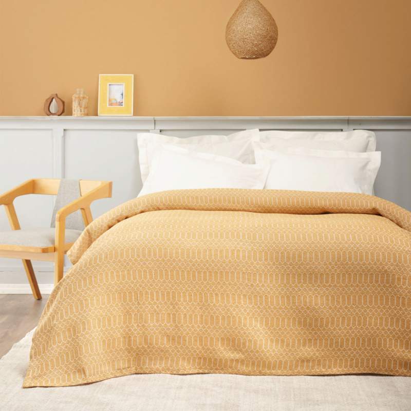 Sarah Anderson Curvy Yellow Double All-Season Blanket Sarah Anderson Curvy Yellow Double All-Season Blanket