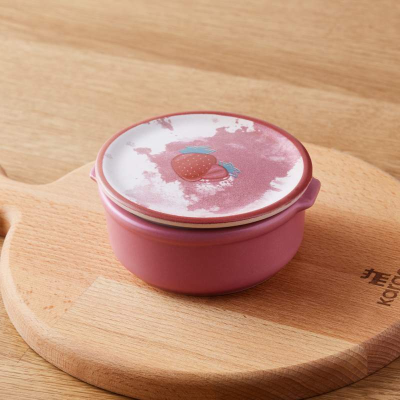 Karaca Strawberry Covered Breakfast Bowl