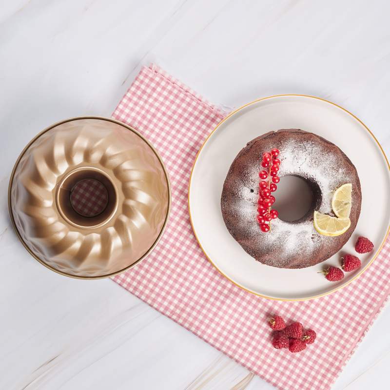 Karaca Hense Round Cake Mold 23 cm