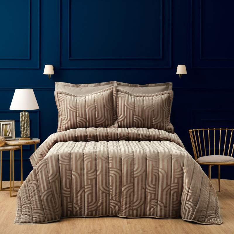 Karaca Home Alba Deco Gold 6 Pcs Private Double Comfort Set Karaca Home Alba Deco Gold 6 Pcs Private Double Comfort Set