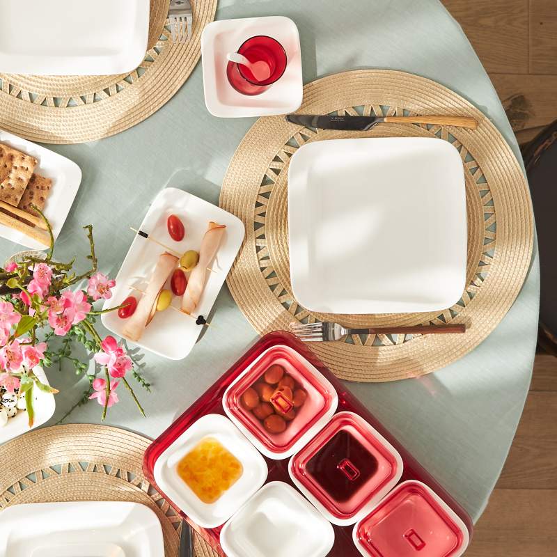 Karaca Fabio Red Porcelain 41 Pieces 6 Person Breakfast/Serving Set Square