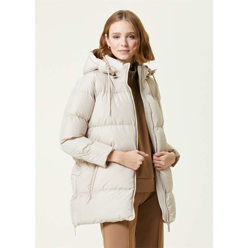 Women's Beige Coat