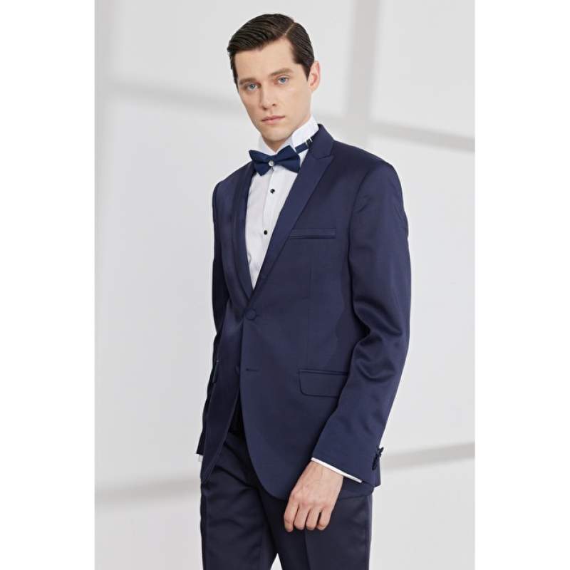 Slim Fit Swallow Collar Vest Tuxedo Suit