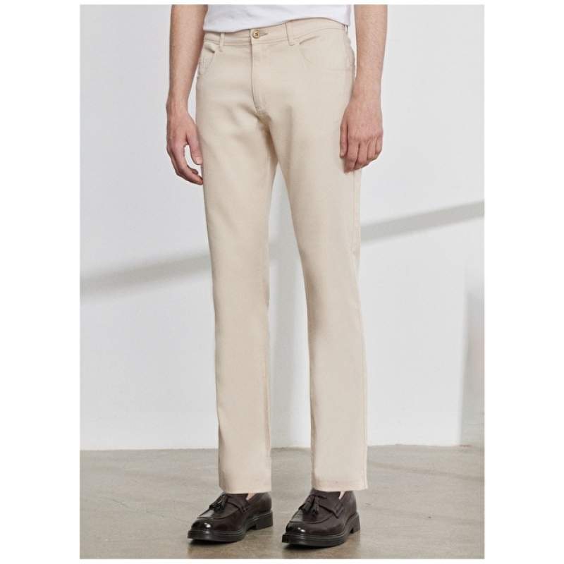 Altınyıldız Classics muške pantalone s normalnim strukom sa manžetom Comfort Fit svijetlobež 4A012320009342