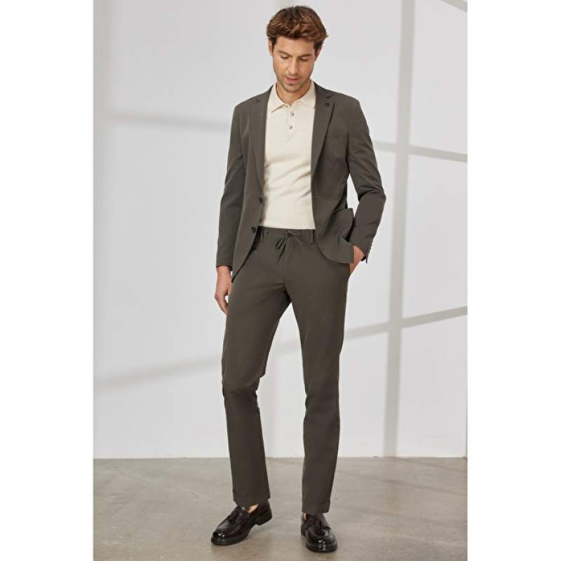 Slim Fit Swallow Collar Striped Suit