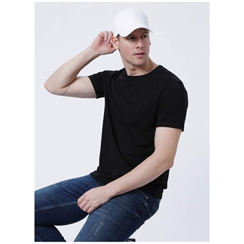 Factory O Neck Slim Fit Plain Black Men's T-Shirt - ROMEO-O