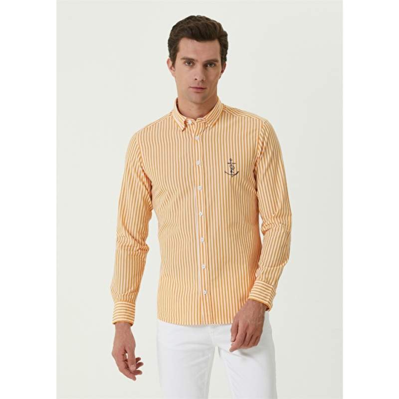 Muška svijetlonarandžasta košulja